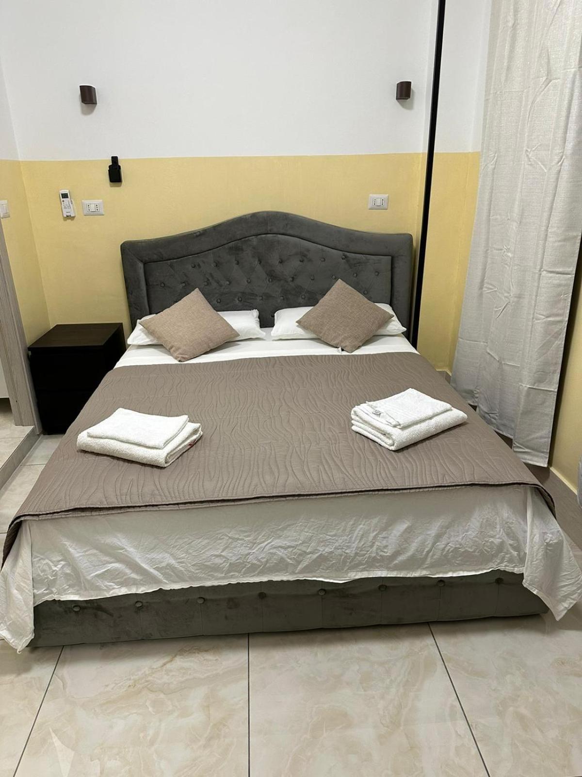ローマ Turati Termini Bed & Breakfast エクステリア 写真